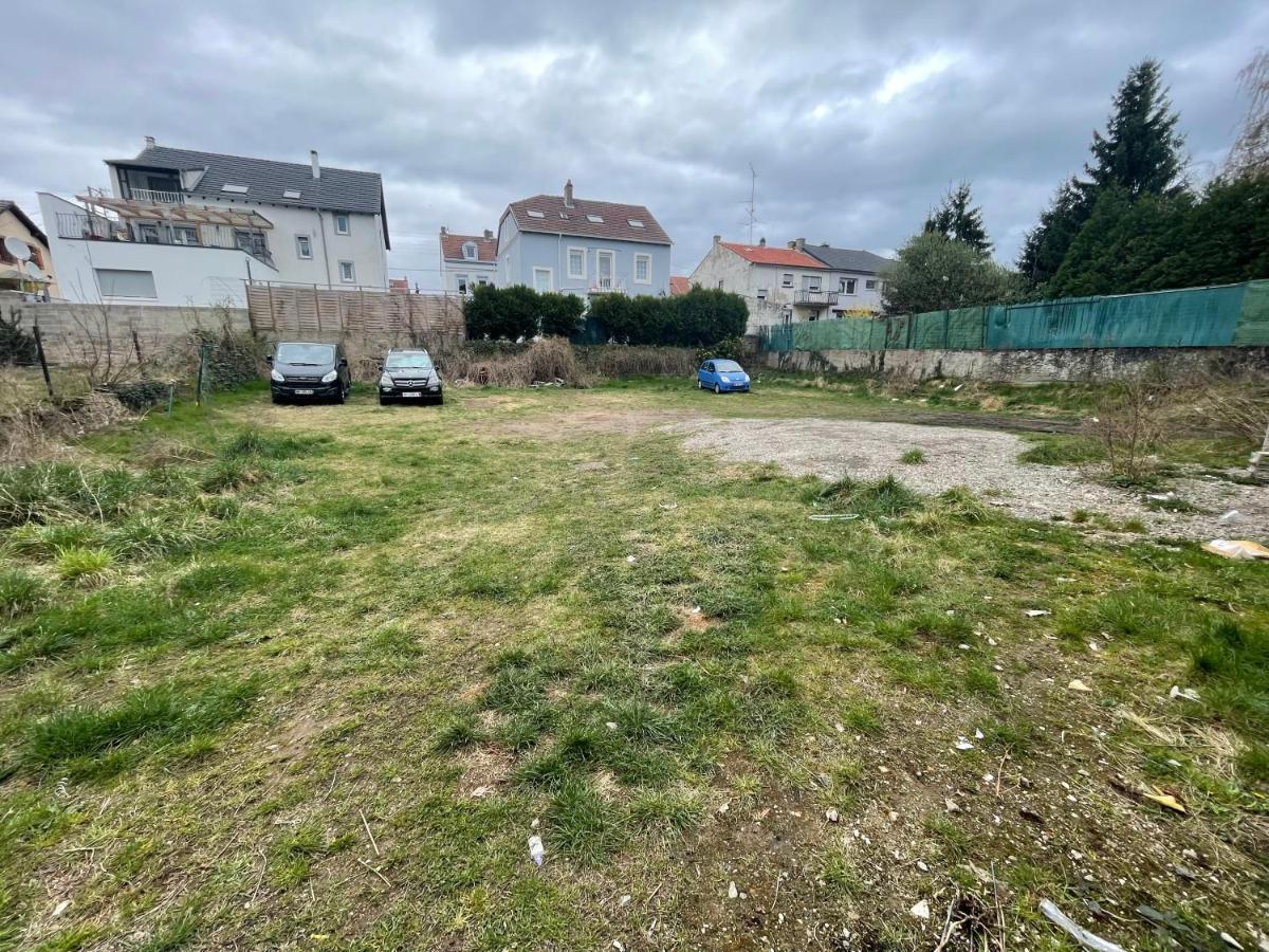 Superbe Appartement Renove Au Centre De Forbach Exterior foto